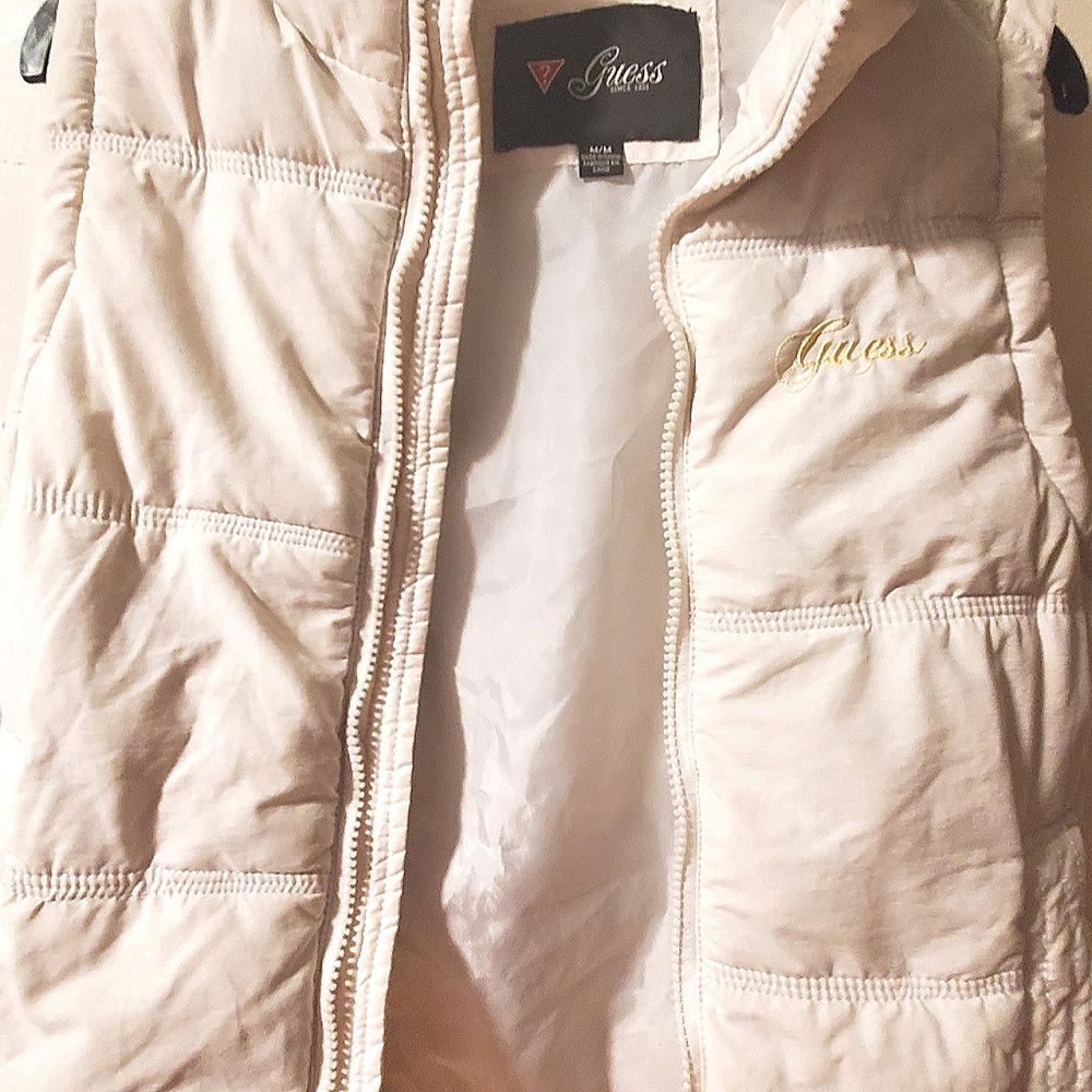 Guess white zippered puffed vest, authentic, MED.
